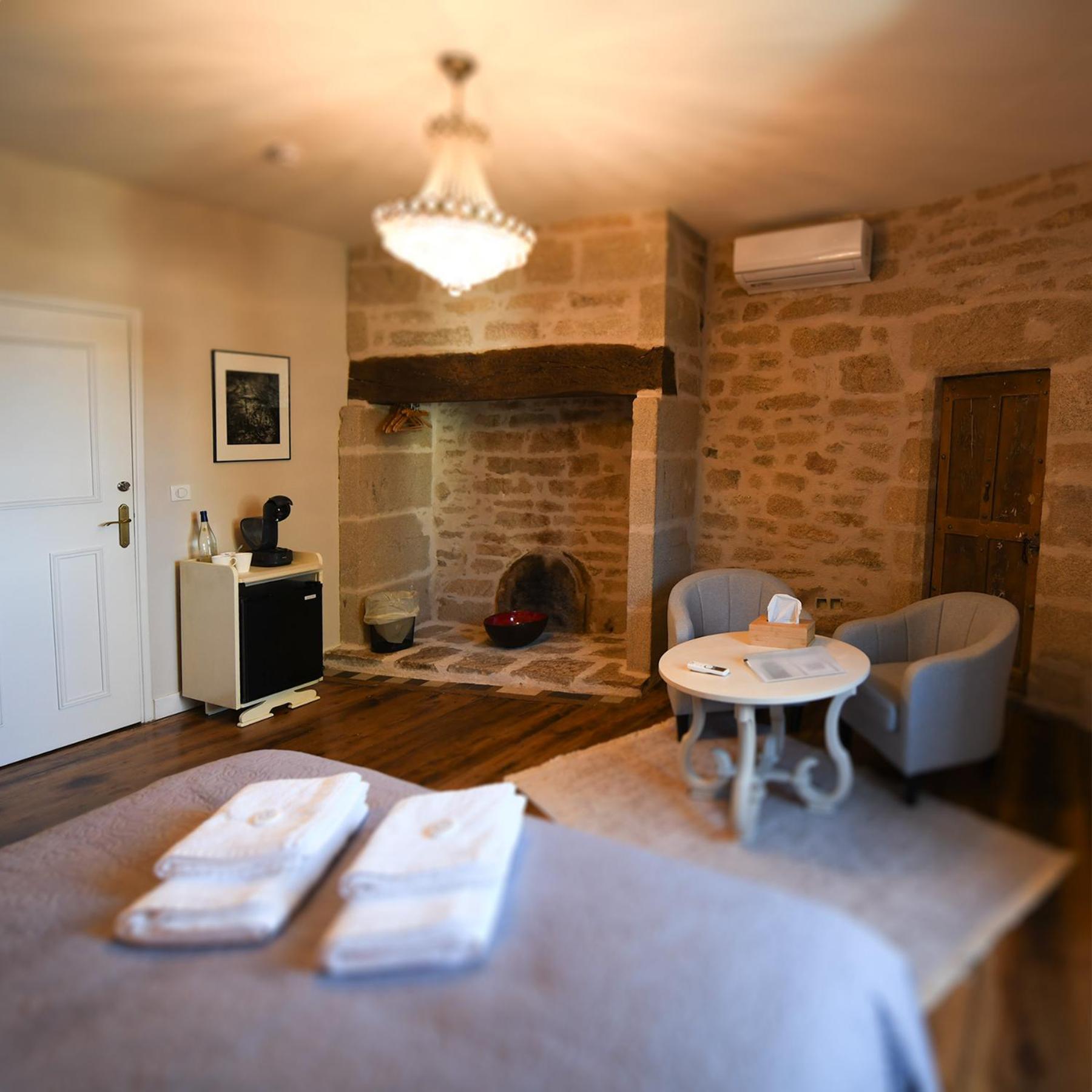 Bed and Breakfast Pat à Touille à Treignac Extérieur photo
